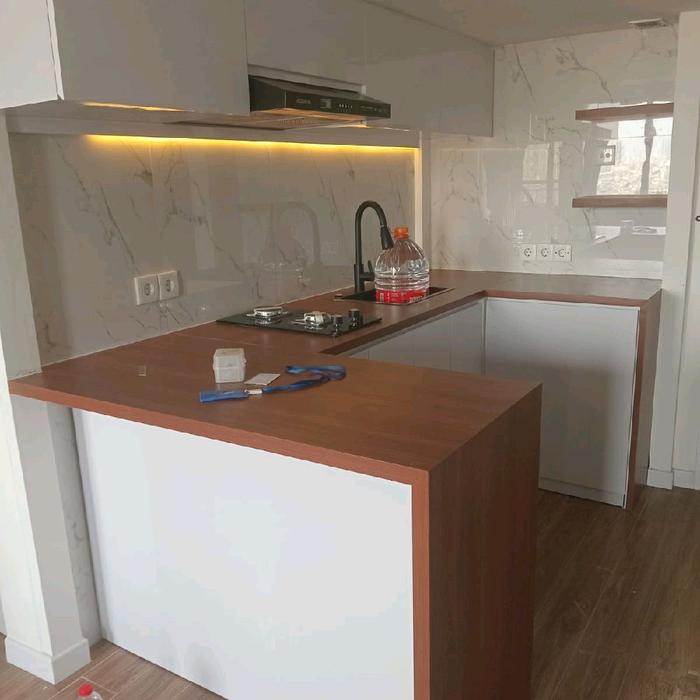 Gambar kitchen set custom 1 DP PVC board anti air dan anti rayap jakarta lemari pakaian lemari bawah tangga backdrop tv dipan - putih coklat dari Farganz kitchen set undefined Tokopedia