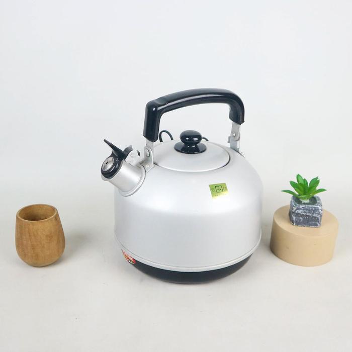 Gambar [CF] Teko Bunyi & Rigoletto Maspion / Q2 – Teko Masak Air Aluminium Anti Karat 2.5L 3.5L 22cm Silver Rainbow – Teko Bunyi Otomatis Kapasitas Besar Original Murah untuk Teh, Kopi, Dapur Tea - Maspion Teko Bunyi Aluminium 22 Silver dari Ratu dapur_NEW undefined Tokopedia