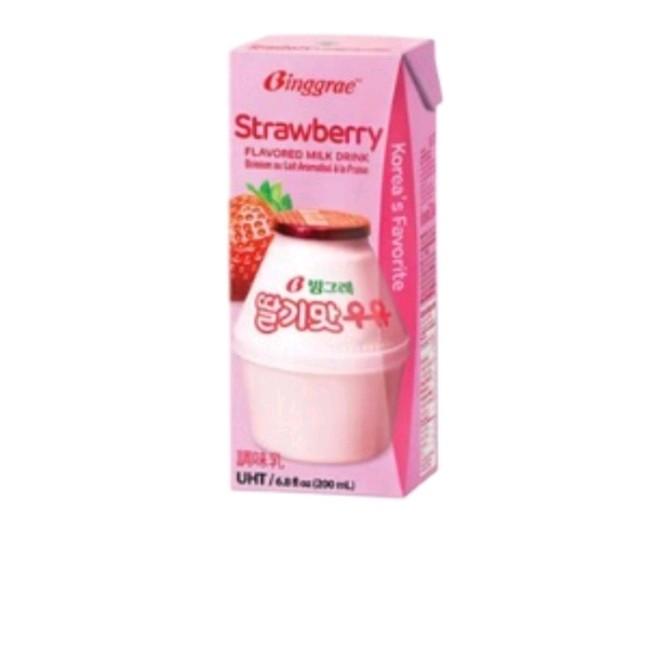 Gambar BINGGRAE STRAWBERRY MILK DRINK dari Foodandsuch undefined Tokopedia