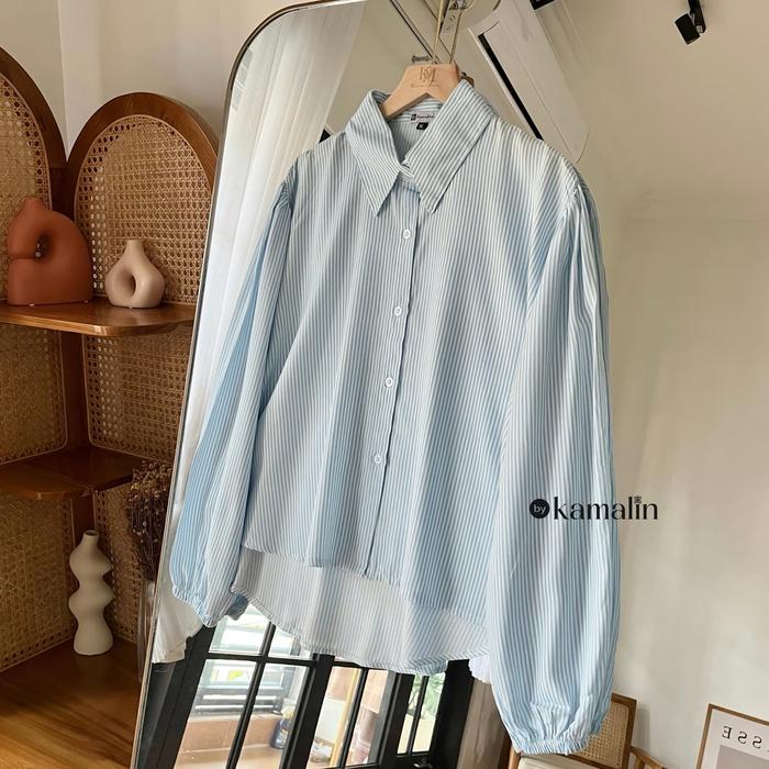 Gambar Clare Blouse Salur Stripe Atasan Wanita Jumbo Kekinian dan Terbaru Bahan Rayon Premium - CLARE BLUE, XL dari ABIGAIL ID undefined Tokopedia