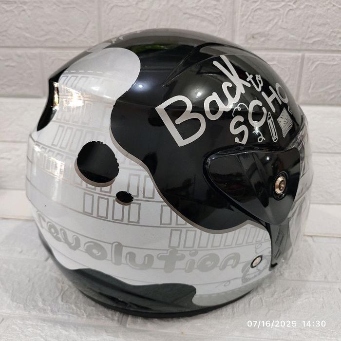 Gambar Helm SNI Evo Innovation Motif Corak Keren dari Helm Medan undefined Tokopedia