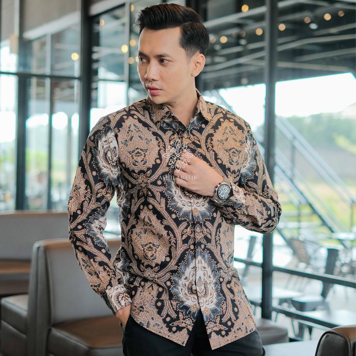 Gambar ASHILA BATIK motif BOKORLAWASAN Kemeja Batik Pria Lengan Panjang Lapis furing kualitas premium Baju Katun Slim Fit - S dari Ashila Batik undefined 5 Tokopedia
