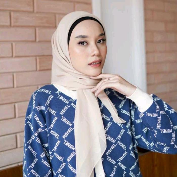 monel hijab