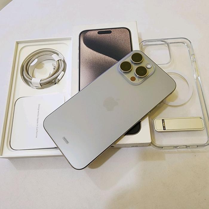Gambar Iphone 15 Pro Max 256 GB Natural Titanium Second Like New Normal Fullset Garansi DIGIMAP RESMI dari SELVORA PHONE undefined Tokopedia