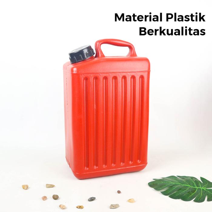 Gambar [AFF10] Jerigen Plastik 10 Liter Merah Serbaguna - Bahan Tebal, Kapasitas Besar, Aman Digunakan Penyimpanan - Warna dari Ratu dapur_NEW undefined Tokopedia