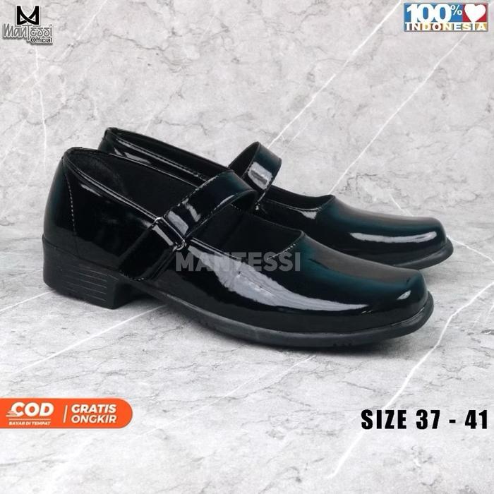 Gambar Mantessi Sepatu Wanita Pantofel Paskibra Sepatu Sekolah paskib cewek Shoes Kerja Hitam Flat Kasual - BA Glossy, 37 dari mantessi undefined Tokopedia