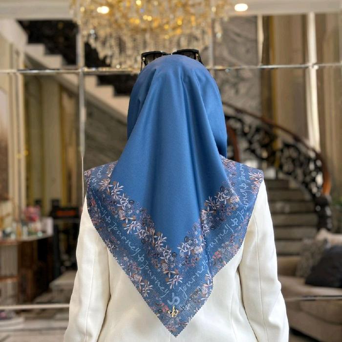 Gambar HIJAB JOURNEY TERBARU VANILLA SERIES READY STOK - vanila denim, PAPERBAG dari JOURNEY JABAR undefined Tokopedia