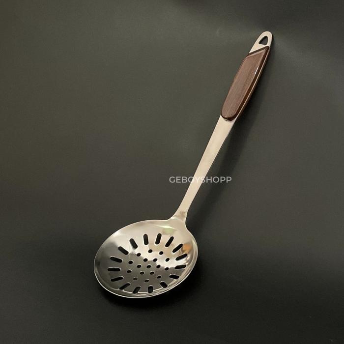 Gambar Irus / Sendok Sup Sayur / Centong Sayur Stainless Steel Gg Cokelat - SKIMMER GAGANG COKLAT dari Geboyshopp_NEW undefined Tokopedia