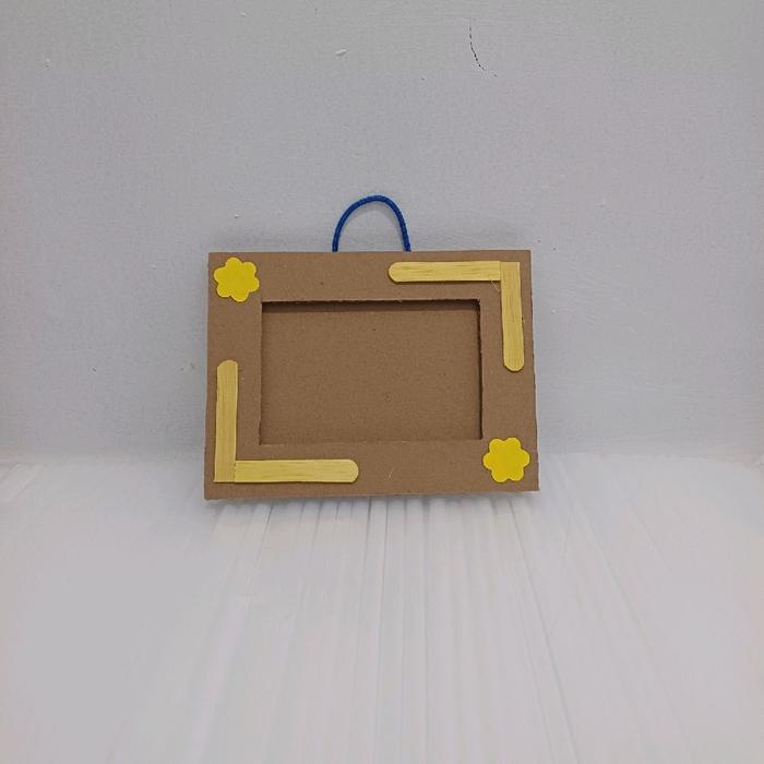 Gambar prakarya bingkai figura frame dari kardus bahan daur ulang - 3R 12x16cm dari epul-creative undefined Tokopedia