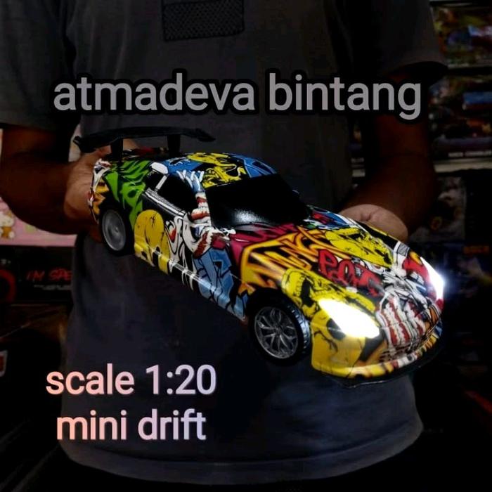 Gambar Mainan Anak Mobil Remot Control RC Mini Drift dengan Nyala Lampu Led dan Batre Cash - Remote, Toys Baterai dari atmadevabintang undefined Tokopedia