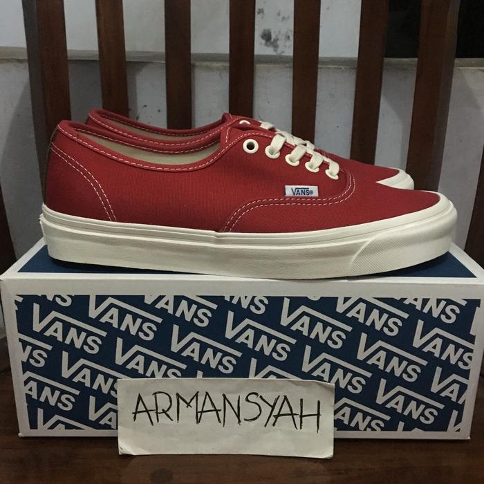 red chili vans