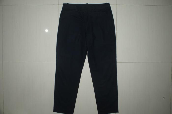 Gambar UNIQLO EZY Navy Ankle Length Slim Fit Stretch Long Pants Chino dari vandenim undefined Tokopedia