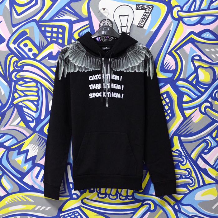 Gambar Marcelo Burlon Catch Them Wings Hoodie 100% Authentic dari 807GARAGE undefined Tokopedia