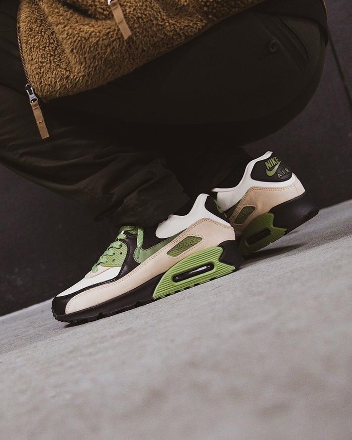 nike air max 90 lahar escape blue