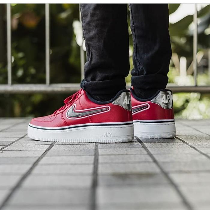 Jual Nike Air Force 1 Low 07 Lv08 NBA Chicago Bulls Sneakers Sepatu Pria -  Jakarta Utara - Speededdy101 | Tokopedia