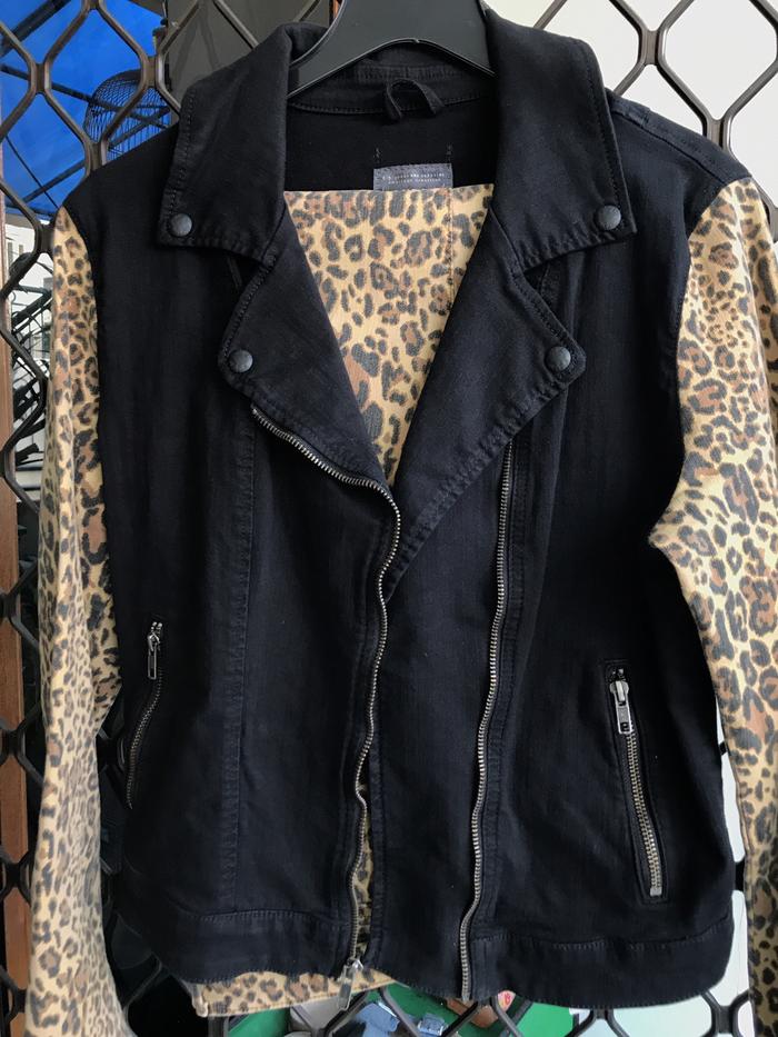 guess leopard print jacket
