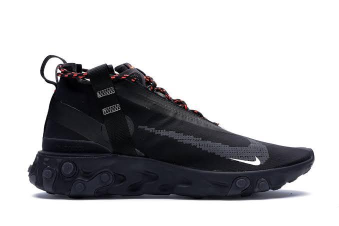 nike react runner black