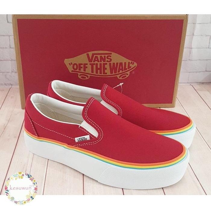 Vans Slip On Rainbow Vans Classic Slip On Rainbow Foxing White