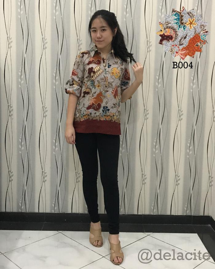 Gambar Baju Batik Blouse Atasan Wanita Brown Cokelat Milo (B4) - S dari Delacite Boutique undefined Tokopedia
