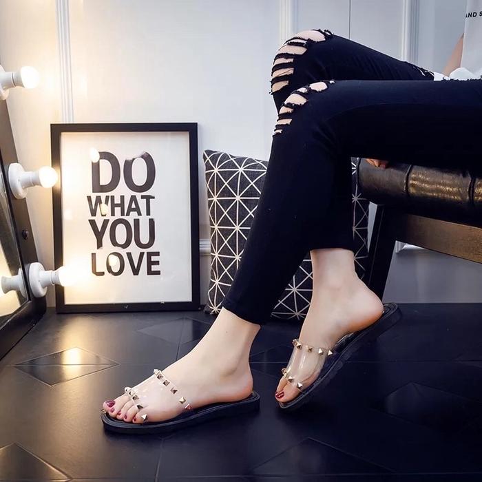 Gambar sandal teplek dari neng el collection undefined Tokopedia