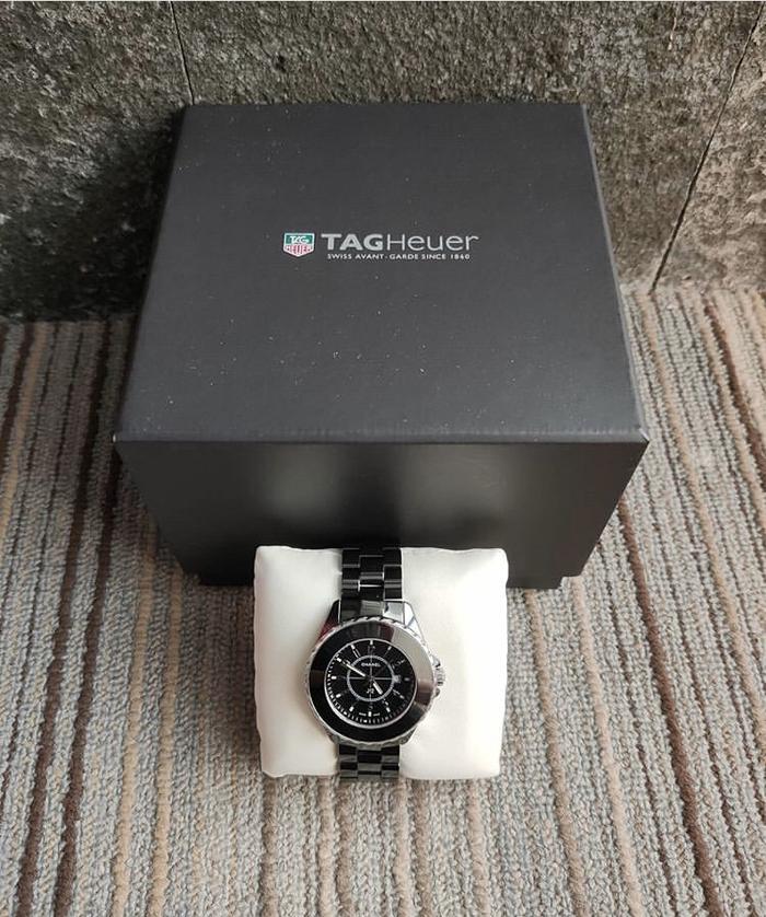 Jual Authentic Chanel J12 black ceramic 