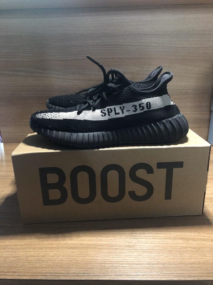 Jual ADIDAS YEEZY 350 Oreo used 5US Jakarta Selatan