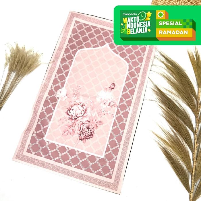 Gambar PRAY2GO - SAJADAH, SHAFIYAH BY PORT OF TASYA - TANPA BOX dari PRAY2GO undefined Tokopedia