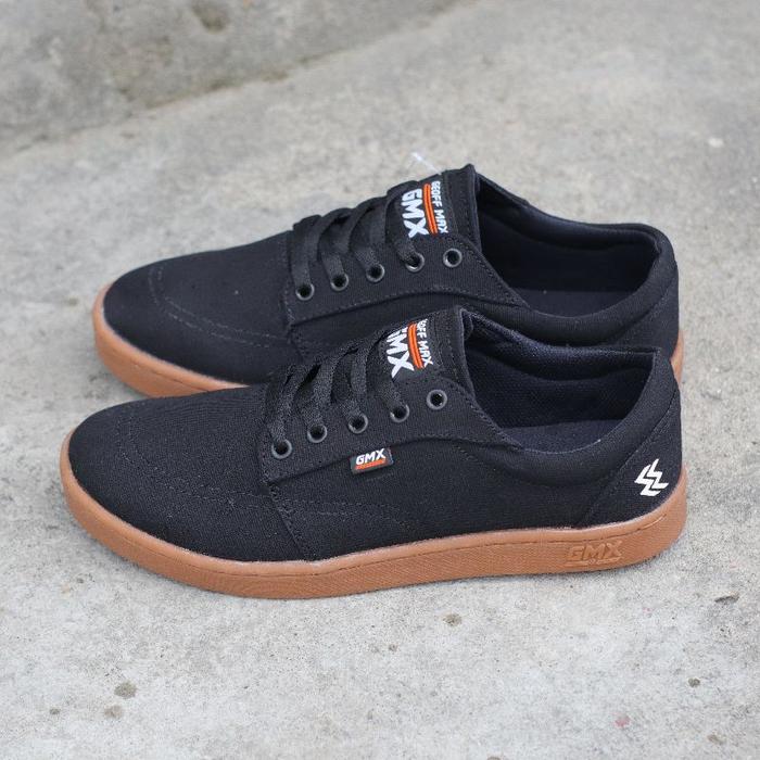 Sepatu gmx Clearance