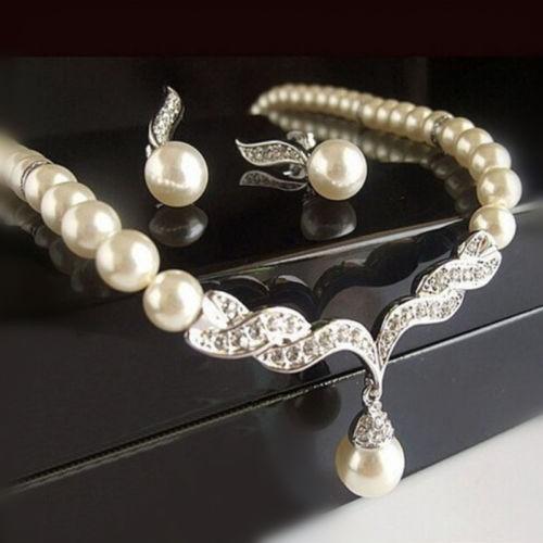 bridal pearl necklace and earring set