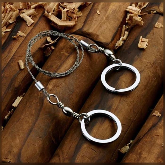 Gambar GERGAJI TALI SOS SURVIVAL TOOL OUTDOOR CLIMBING HIKING CAMP WIRE SAW dari Das Living undefined Tokopedia