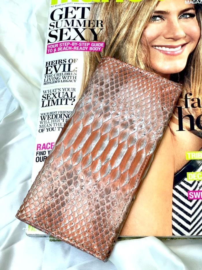 Gambar Dompet Wanita/Kulit Ular Asli/wallet Lipat Python - Foil Gold dari Ernovbali undefined Tokopedia