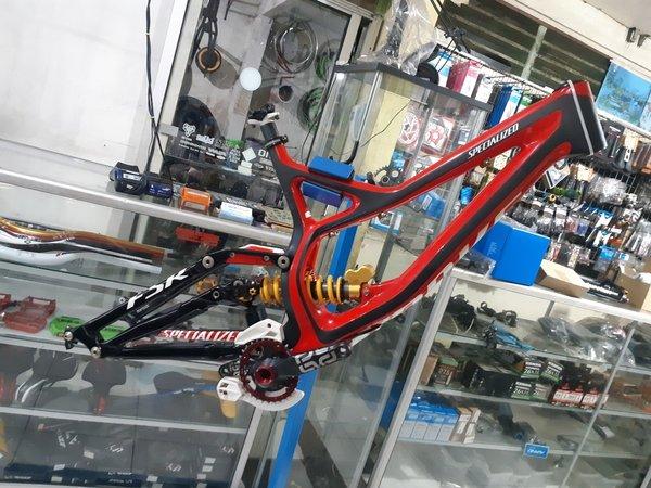 Jual Frame DH downhill Specialized Demo 8 carbon Sworks size M roda 26 -  Jakarta Pusat - MITRA PARAMA | Tokopedia