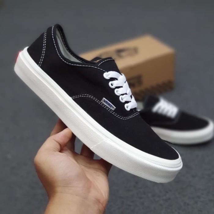 Gambar Sepatu Sneakers Vans Authentic Hitam Putih - 36 dari Tensteps undefined Tokopedia