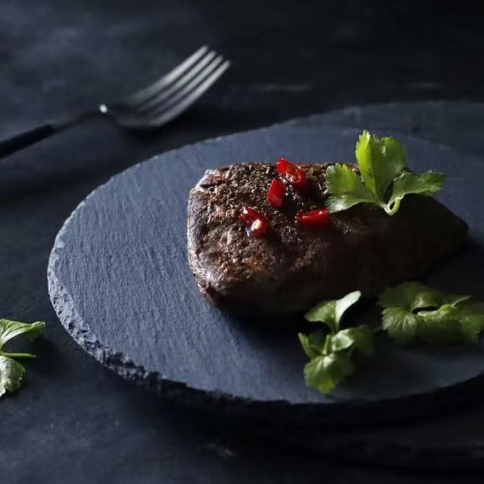 Gambar Piring Makan Natural Stone Western Round Natural Dish Plate BBQ 25cm - Black dari Astra Foto undefined Tokopedia