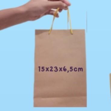 Gambar Paper Bag Coklat Polos Siap Pakai / PaperBag Warna Coklat Perlusin - 15X23X6,5CM dari Aliong_Printing undefined Tokopedia