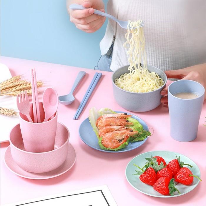Gambar Alat Makan Set Jerami Sendok Set, Piring, Gelas Cangkir (Wheat Straw) - Pink dari Lockgamerz Electronic undefined Tokopedia