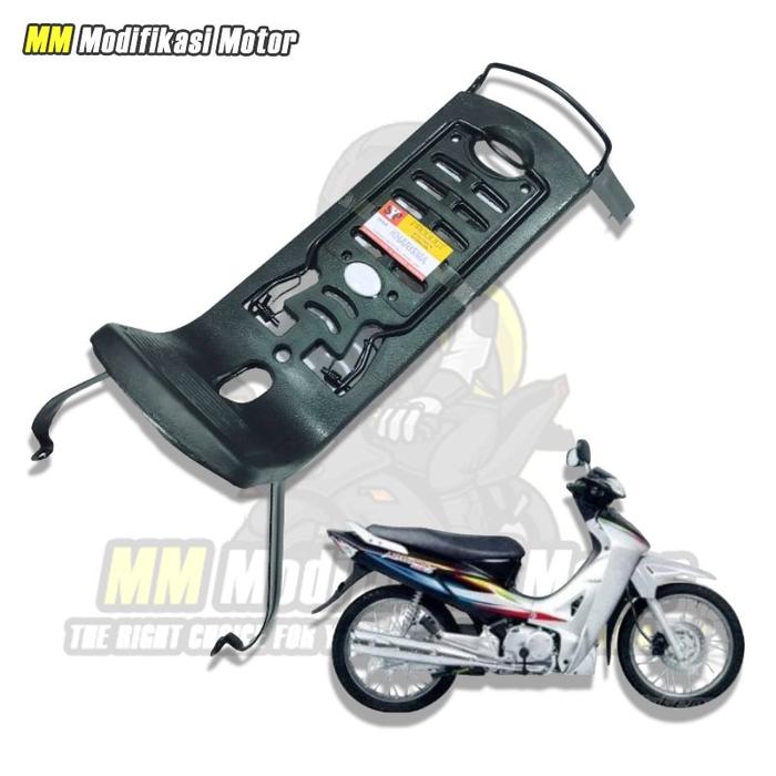 Gambar Keranjang Jepit Tengah Karisma 125 Bagasi Tengah High Quality dari MM Modifikasi Motor undefined Tokopedia