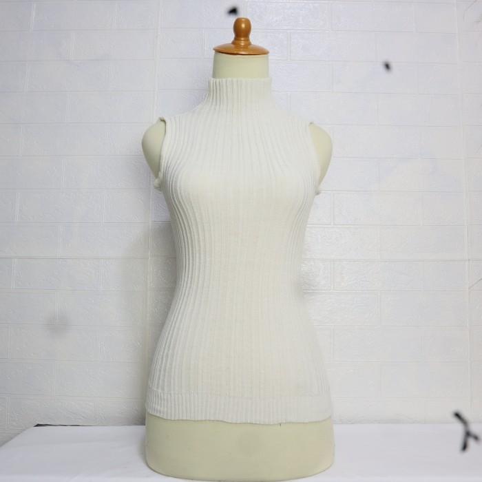 Gambar Tanktop Rajut Wanita / Tank Top Knit Rajut / Tanktop Dalaman Wanita - PUTIH BW dari Bryan Store_NEW undefined Tokopedia