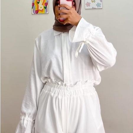 Gambar Celana Wanita Button / Celana Kulot Kancing / Celana Monika - Brokenwhite dari Nawasena-id undefined Tokopedia