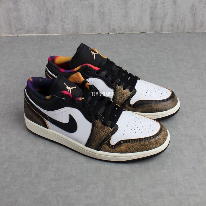 Gambar Air Jordan 1 Low Wear Away Yellow 100% Original Authentic BNIB dari TSM Sneaker undefined Tokopedia