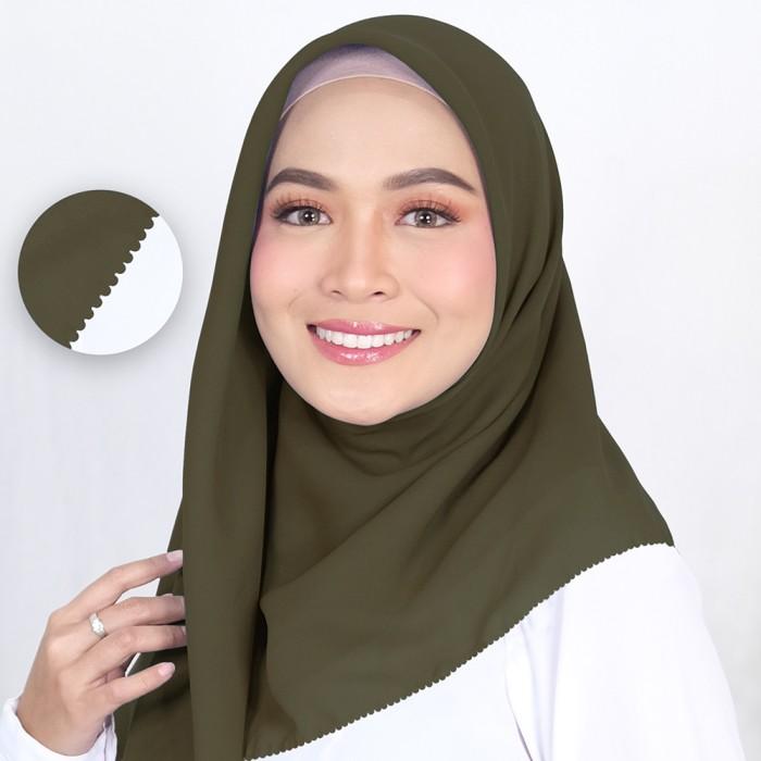 Gambar Kerudung Segi Empat Bahan Bella Square Premium Polos Tepian Laser Cut - Army dari CV Madefi Indo undefined Tokopedia