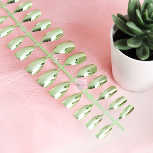 Gambar MIRROR KUKU PALSU CASUAL STILETTO KACA - Hijau dari zhaartlicious undefined Tokopedia