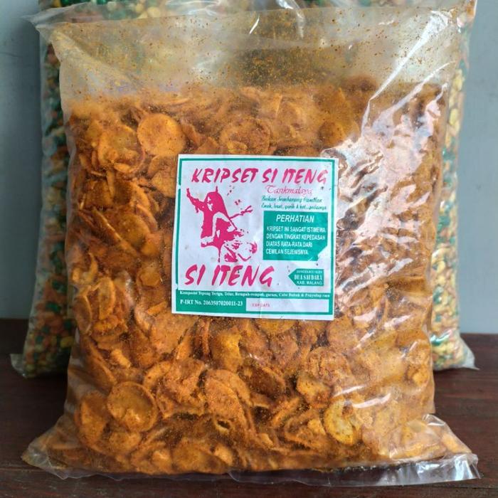 Gambar KRIPSET ITENG KRIPIK SETAN PEDAS KRIPSET PEDAS KRIPIK ITENG 250G dari efri dm undefined Tokopedia