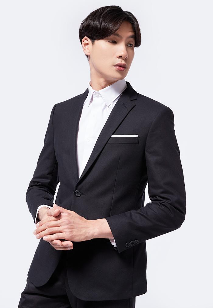 Gambar Executive Blazer with Pocket Square Details 1-SUIBSC522O094 Black - Black, M dari Executive Indonesia undefined Tokopedia