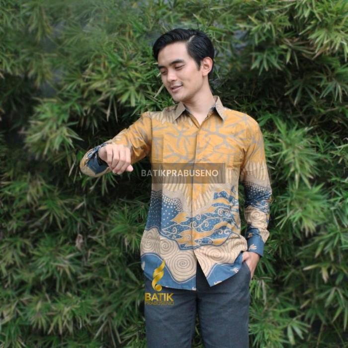 Gambar Royani Batik Modern Premium Atasan Cowok Anak Muda Batik Prabuseno dari BATIK PRABUSENO ORIGINAL undefined Tokopedia