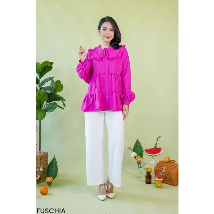 Gambar Atasan Kerah Rebah Evie - Fuschia dari woopfashion undefined Tokopedia