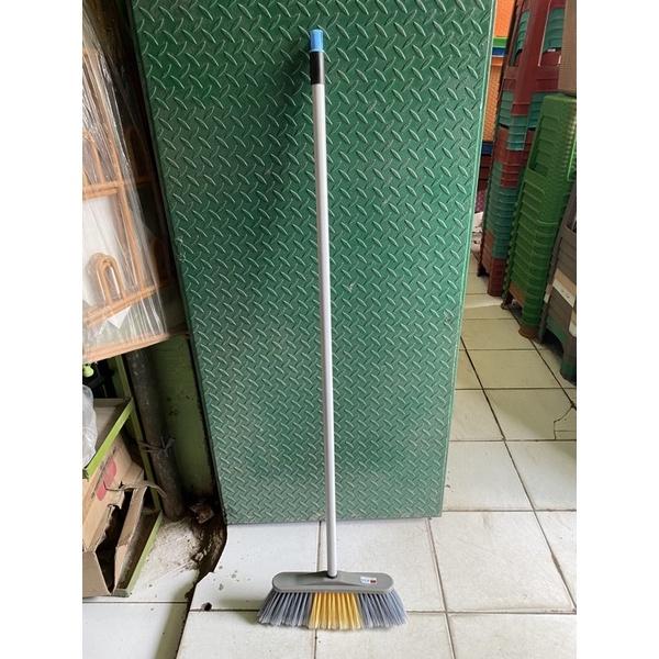 Gambar Sapu Lebar Nagata NGT 308 Sapu Industri Sapu Tebal Sapu Gudang - Dengan Gagang dari angelinadadap24 undefined Tokopedia