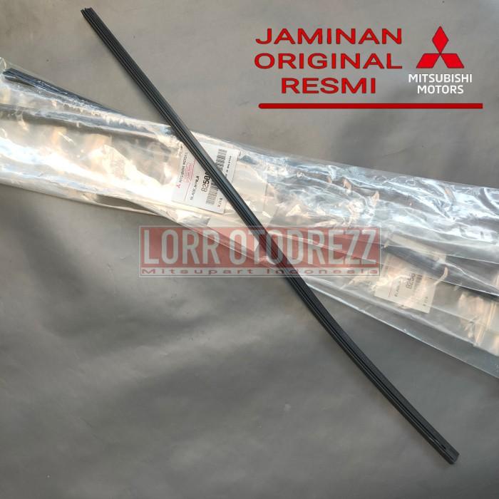 Gambar Karet wiper depan pajero sport strada triton Original / Genuine - Kana - Kanan / driver dari William Autopart undefined Tokopedia