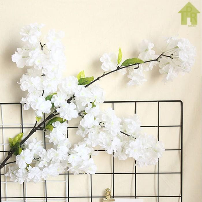 Gambar Premium Bunga Artifisial Sakura Cherry Blossom Spray P100 - Putih dari Toko Pernik Rumah undefined Tokopedia