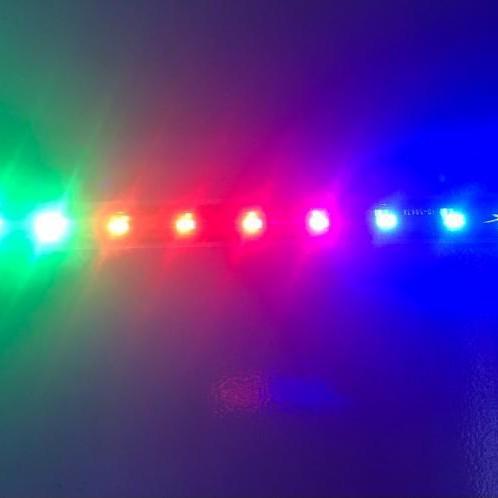 Gambar lampu led aquarium armada act sp300 t4 led 6 watt 30cm Lampu LED Putih - RGB dari diyindonesia undefined Tokopedia